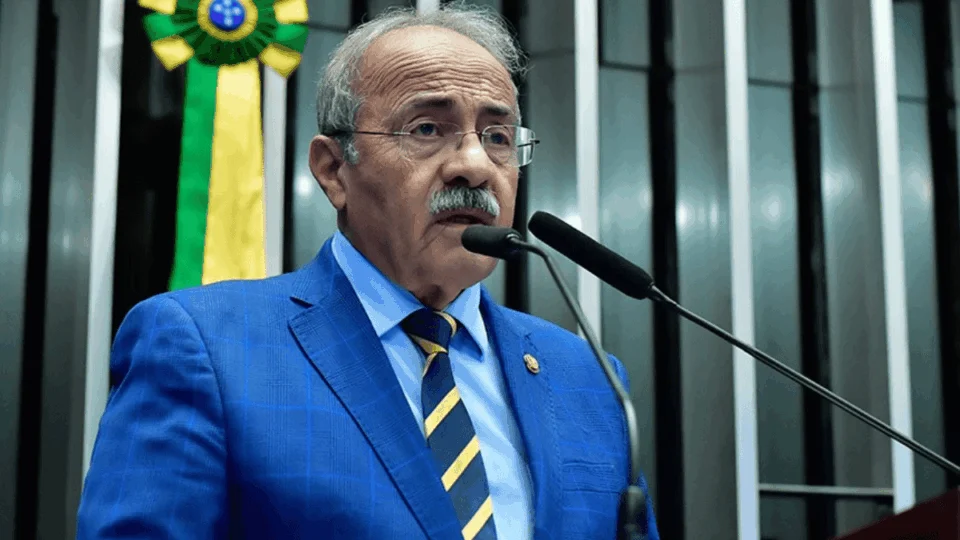 PGR pede arquivamento no caso do senador com dinheiro na cueca em Roraima