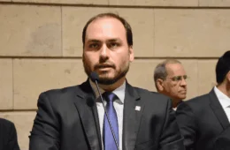 Carlos Bolsonaro diz que 8 de janeiro foi ‘golpe que nunca existiu’ e ataca STF: ‘perseguição suprema’