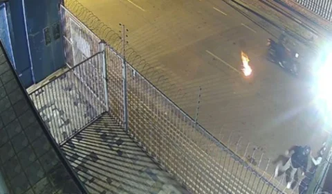 VÍDEO: Criminosos tentam incendiar empresa de internet com coquetéis molotov no Centro de Porto Velho