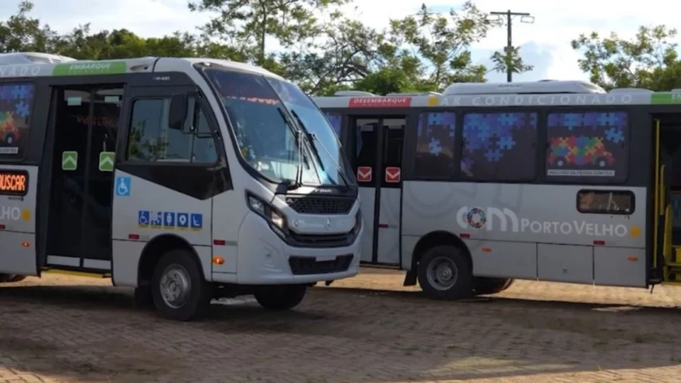 VÍDEO: Porto Velho recebe cinco novos micro-ônibus adaptados para pessoas com TEA e deficiência