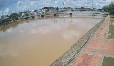 Rio Acre atinge 14,70 metros nesta quinta-feira na capital e segue acima da cota de transbordo