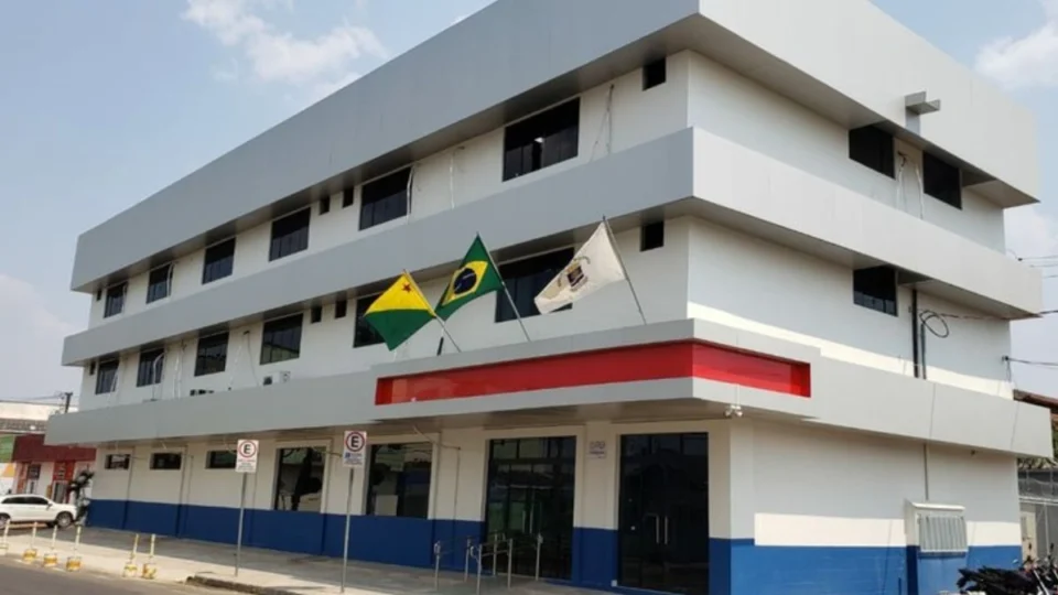 Ministério Público investiga suspeita de servidores fantasmas na Câmara de Rio Branco