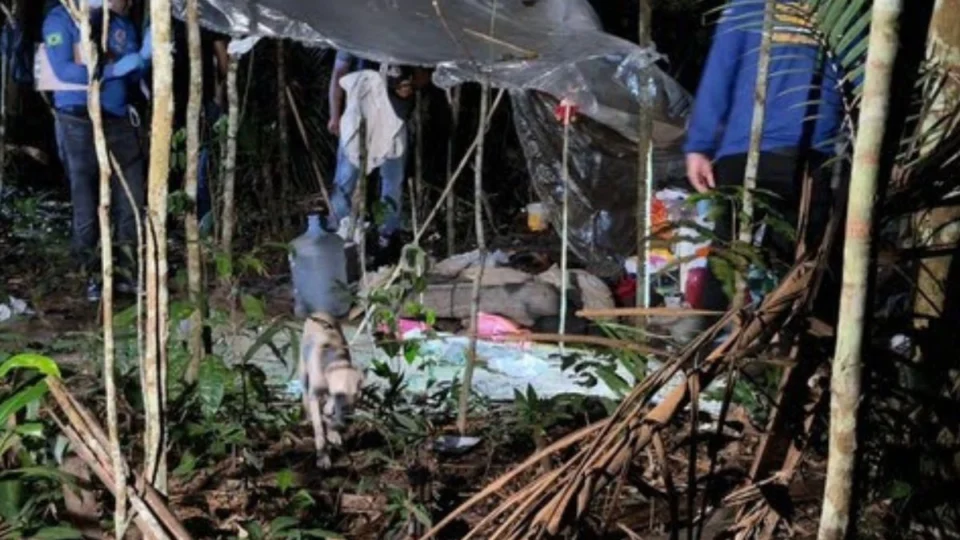 Homem suspeito de matar mulher encontrada em mata da Ufam é linchado