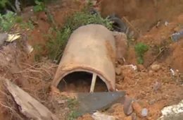 Cratera avança e ameaça casas na zona Leste de Manaus após fortes chuvas