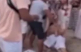 VÍDEO: Briga entre homens marca primeiras horas de 2026 na Praia da Ponta Negra