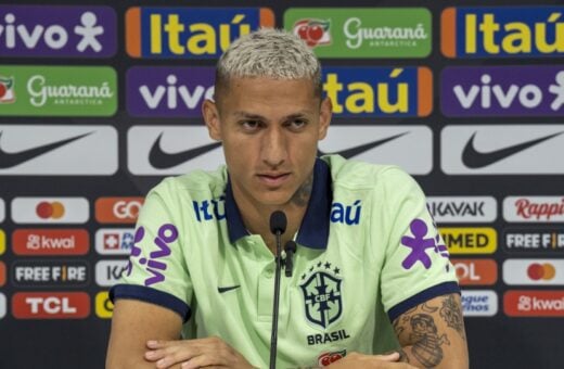 Atacante do Tottenham, Richarlison disse em coletiva que sente falta de Neymar - Foto: Joilson Marconne/CBF/divulgação