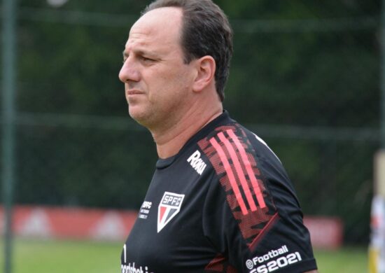 Rogério Ceni não consegue 'ajustar' plantel - Foto: Divulgação/Twitter@spfc