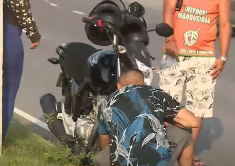 Acidente com moto na Avenida do turismo em Manaus