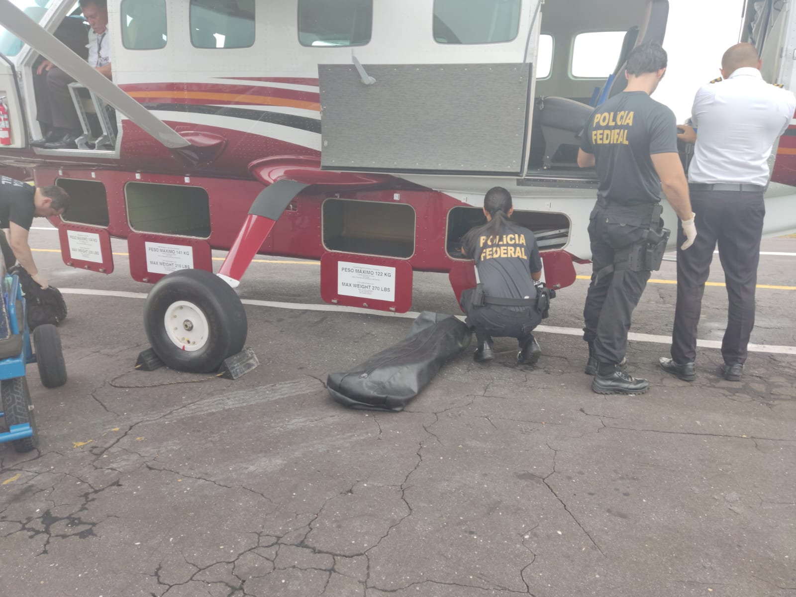 Material estava em um avião fretado no Aeroclube de Manaus - Foto: Divulgação/Polícia Federal