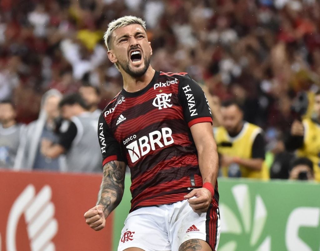 O meio campista rubro-negro, Giorgian De Arrascaeta, mora no Brasil desde janeiro de 2015 - Foto: Reprodução/Twitter @flamengo