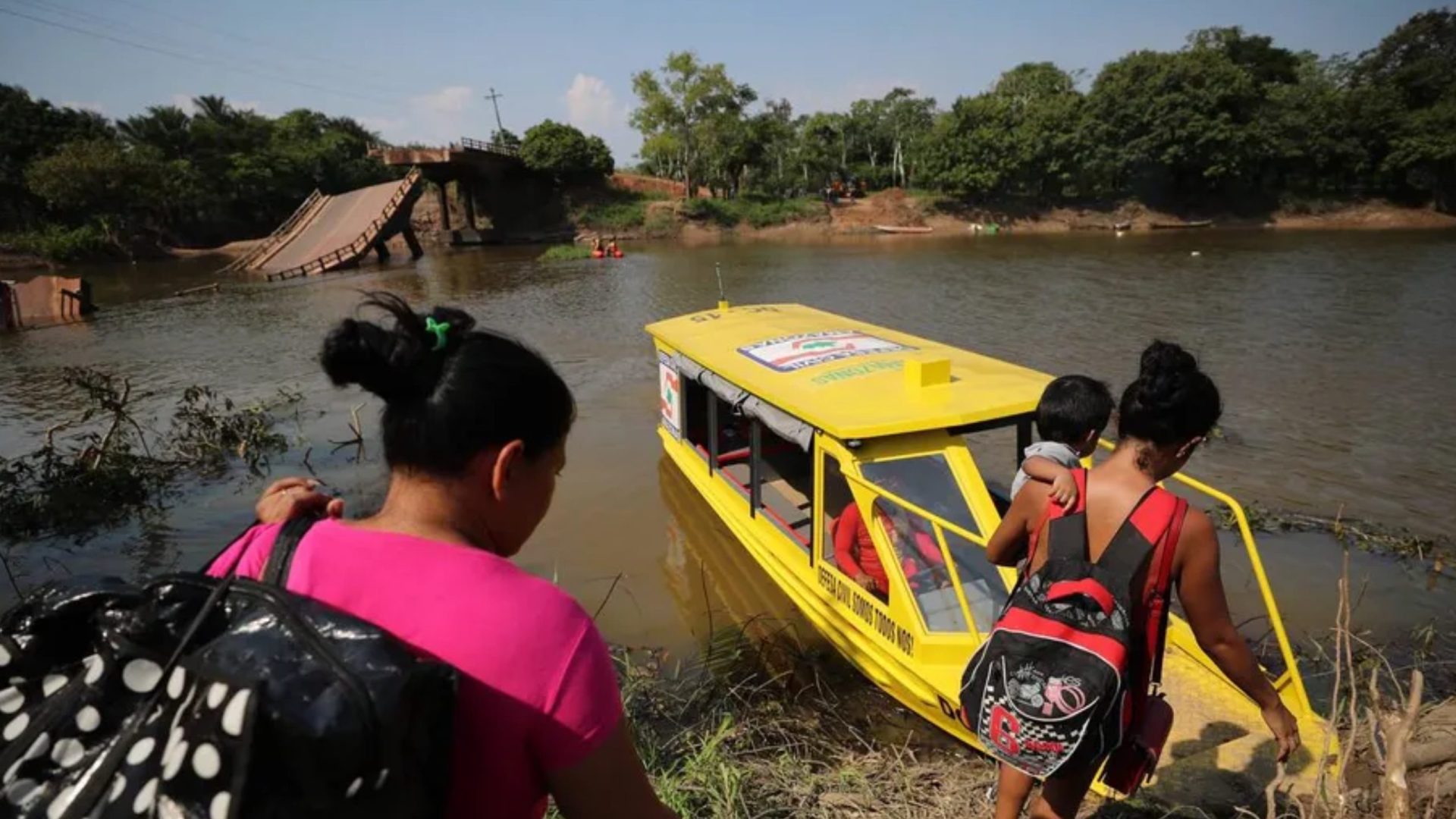 Transporte de passageiros no Rio Curuçá, interior do Amazonas- Foto: Secom