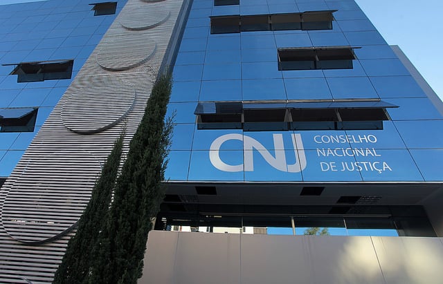 CNJ suspende pagamento de benefícios aos juízes federais, após repercussão - Foto: Gil Ferreira/ CNJ