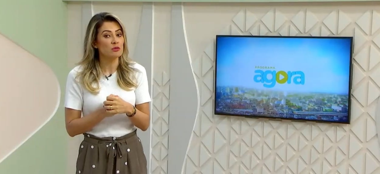 Apresentadora Márcia Lasmar no programa Agora – Foto: TV Norte Amazonas