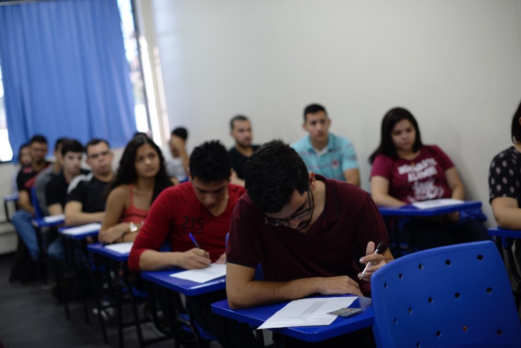 Provas de Concursos Público - Foto: Reprodução/Canva