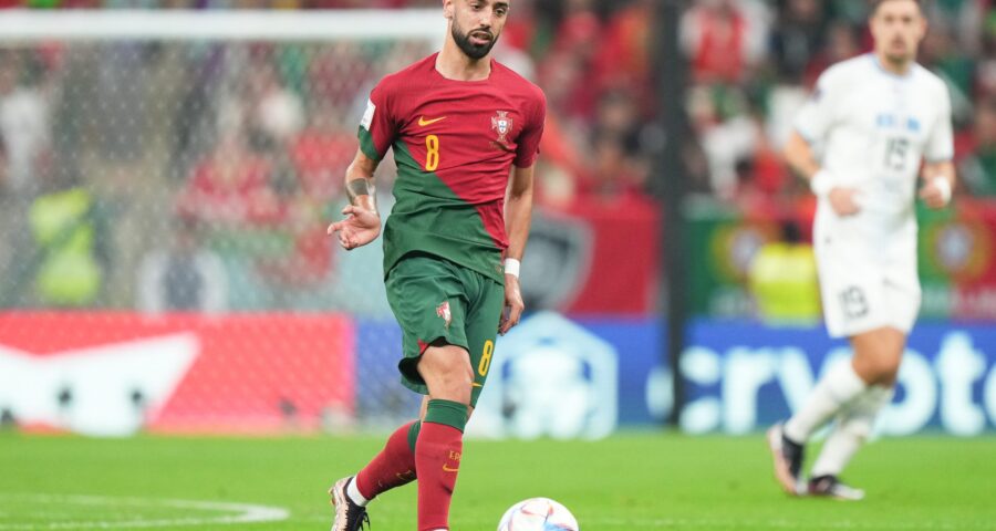 Bruno Fernandes foi o cara do jogo marcando os dois gols portugueses - Bagu Blanco/Estadão Conteúdo