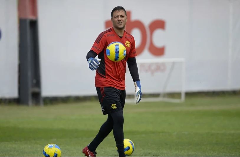 Diego Alves deixou o Flamengo recentemente - Foto: Twitter@flamengo