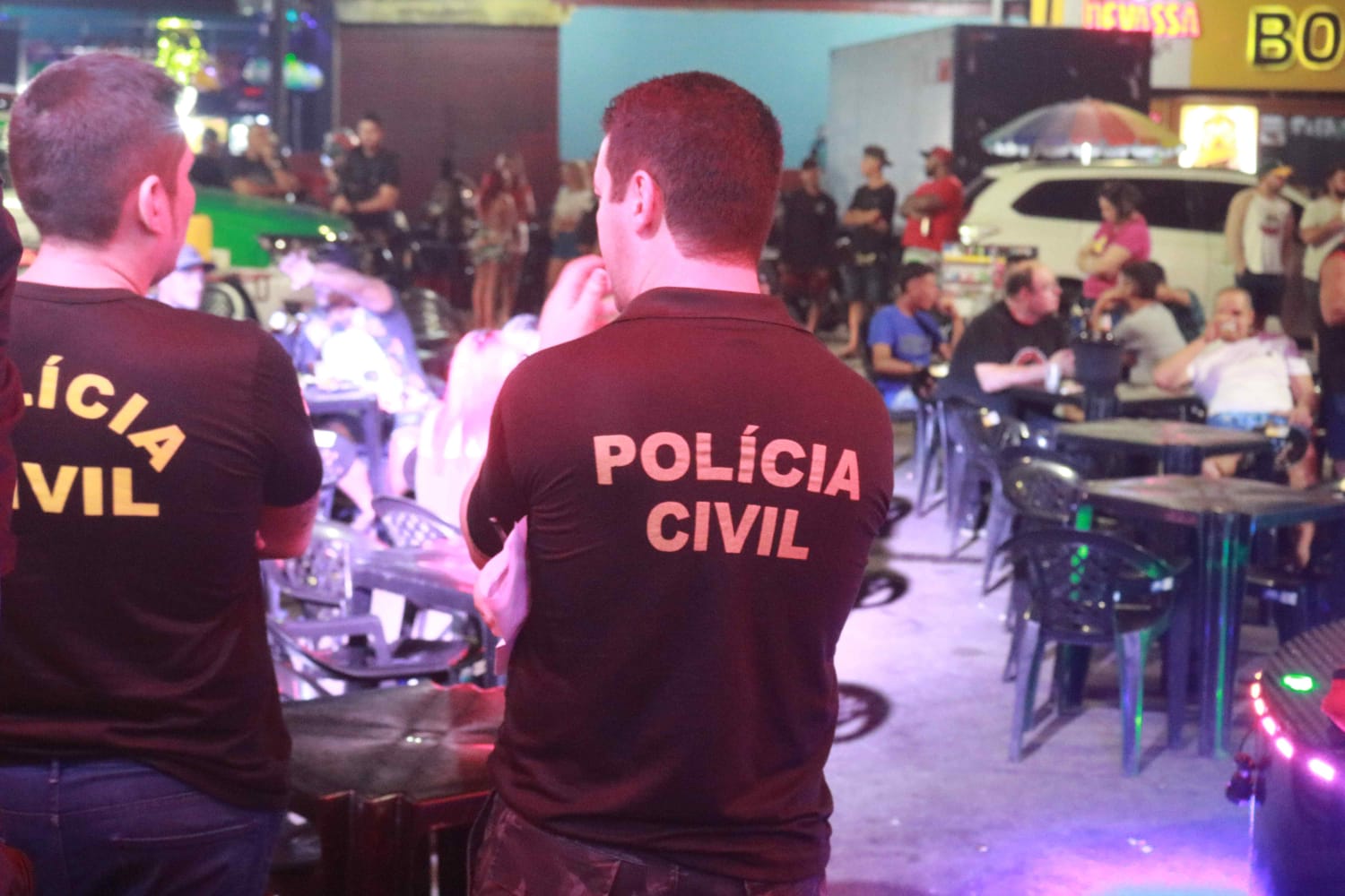 Fiscalização contra perturbação do sossego autua 1 bar em Manaus