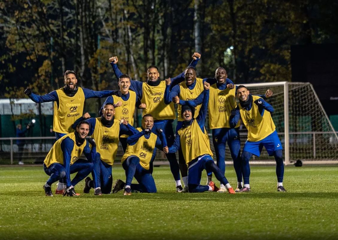 Jogadores da França ainda farão mais um treino nesta terça antes de enfrentarem Marrocos - Foto: Divulgação/França