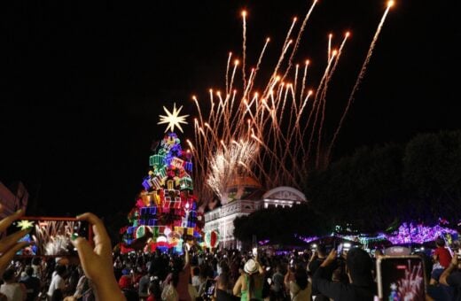 Largo de São Sebastião recebe 20 mil pessoas na noite de sábado em Manaus