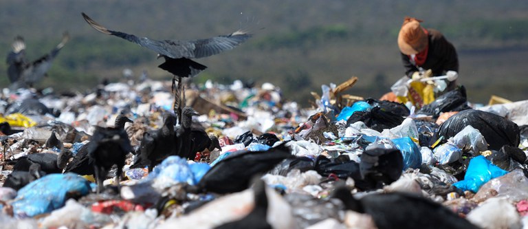 Lixão Zero programa já encerrou mais de 800 lixões em todo o Brasil