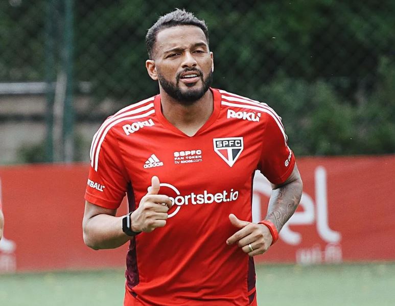 Reinaldo estava no São Paulo e agora refoça o grêmio - Foto: Divulgação/São Paulo FC