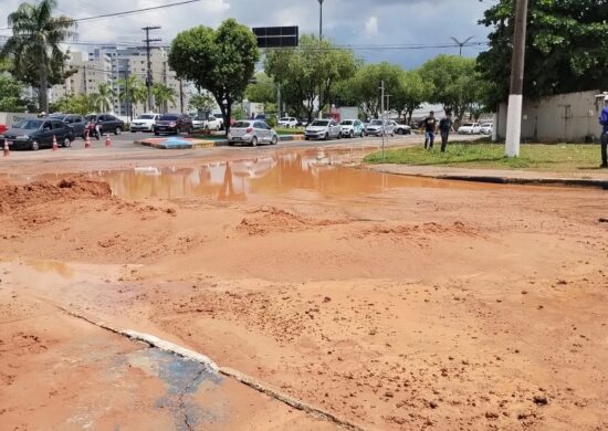 Tubulação Manaus Guilherme Guedes Rádio Mais Brasil News Manaus