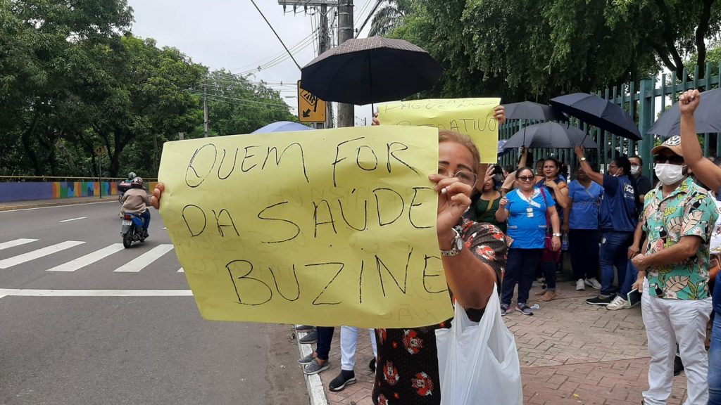 Agentes de saúde protestam em frente à Prefeitura de Manaus  - Foto: André Meirelles/Portal Norte