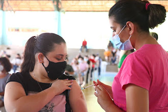 Mais de 8 milhões de doses da vacina contra Covid-19 foram aplicadas no estado - Foto: Divulgação/FVS-RCP