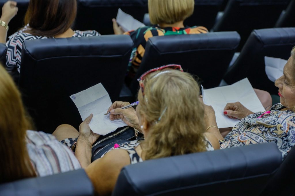 PLs para idosos são de autoria da deputada Joana Darc - Foto: Divulgação/Aleam