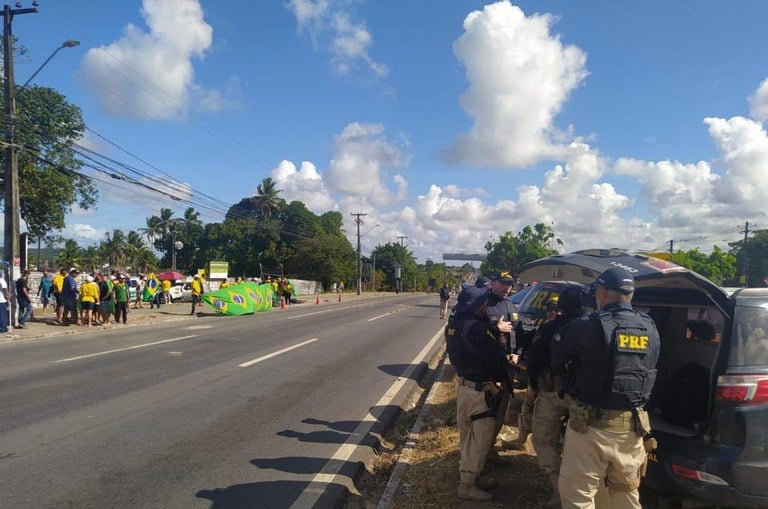 Interdições em rodovias voltaram a acontecer em 3 estados - Foto: Divulgação/PRF