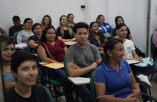 São ofertados vagas para 18 cursos rápidos de diferentes áreas - Foto: Henrique Miranda/Semtep