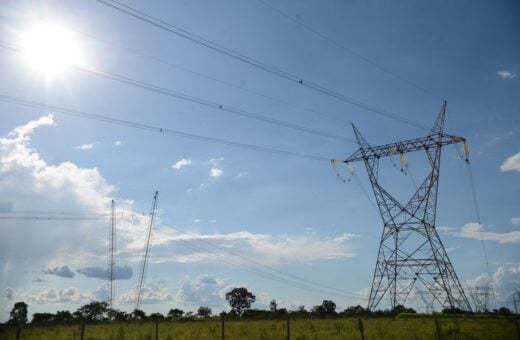 Janeiro e fevereiro terá bandeira tarifária verde na energia elétrica, diz Aneel