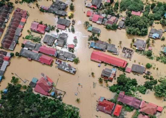 Fenômeno da La ninã causa inundações no Mundo - Foto: Reprodução/Canva