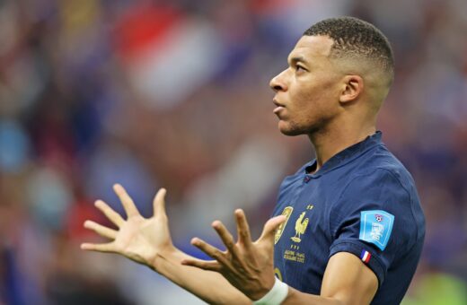 Mbappé comemora título francês sobre Argentina - Foto Heuler Andrey/Dia Esportivo/Estadão Conteúdo.