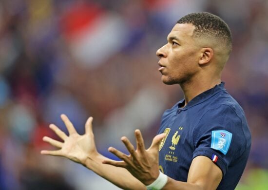 Mbappé comemora título francês sobre Argentina - Foto Heuler Andrey/Dia Esportivo/Estadão Conteúdo.