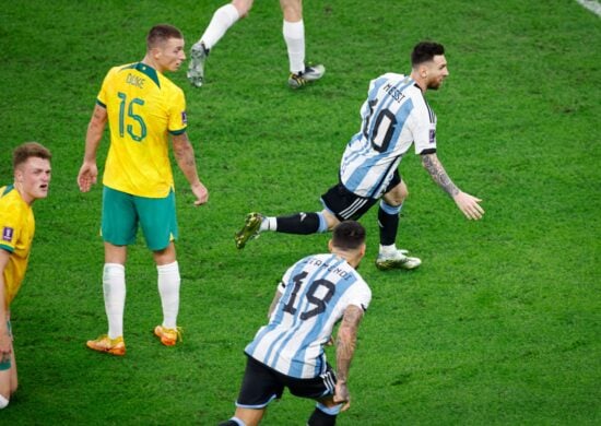 Messi se isolou como o jogador com mais partidas em Copas, com 26 jogos - Foto: Rodolfo Buhrer/FotoArena/Estadão Conteúdo.