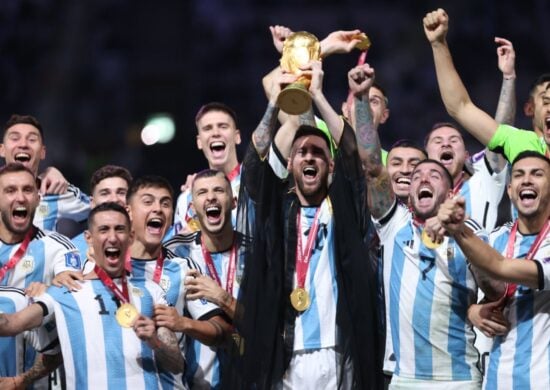 Messi liderou o título argentino no Catar - Foto: Divulgação/Fifa@FIFAWorldCup