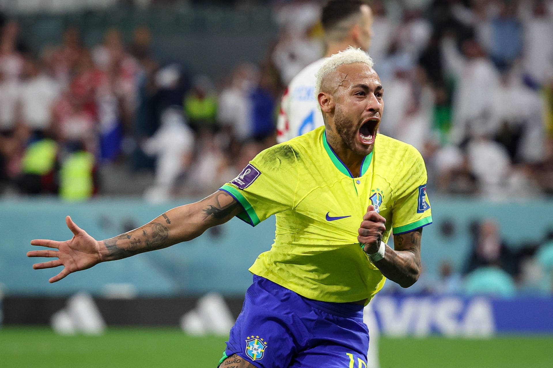 Neymar comemorando gol contra Croácia