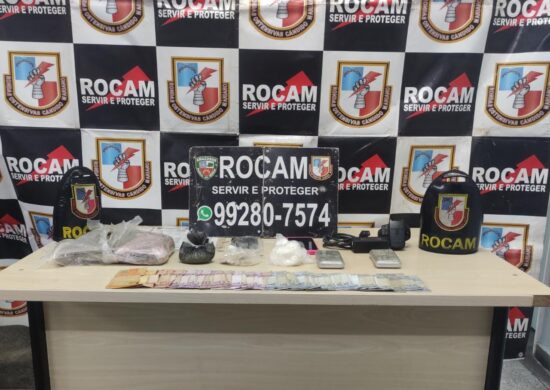 Trio é preso com tablete de maconha e porções de drogas em Manaus -