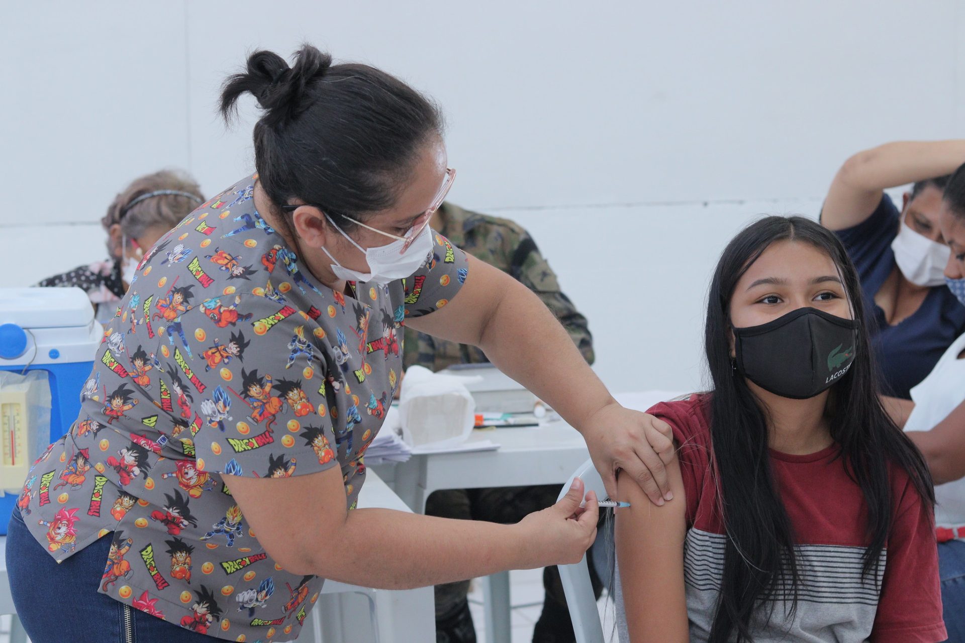 Vacinação de adolescentes de 12 a 17 anos contra a Covid-19 - Foto: Camila Batista / Semsa