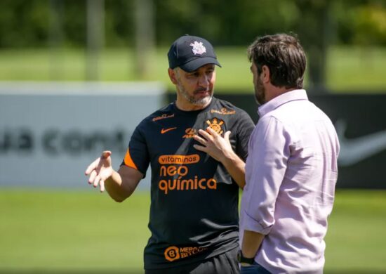 Vítor Pereira e o presidente Duilio Monteiro - Foto: Rodrigo Coca/Ag. Corinthians