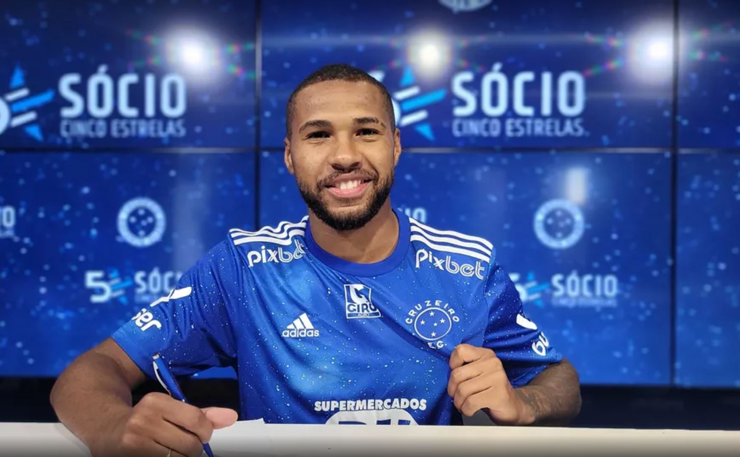 Wesley é o mais novo reforço do Cruzeiro - Foto: Divulgação/Cruzeiro