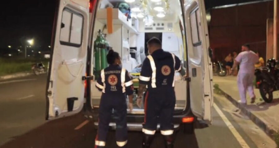 Motocicletas foram socorrido pelo Samu até um hospital em Manaus - Foto: Reprodução/WhatsApp