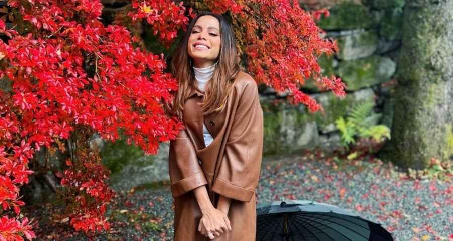 Anitta estava de férias no Japão e deu entrada no hospital ao chegar no Brasil - Foto: Reprodução/Twitter @anitta