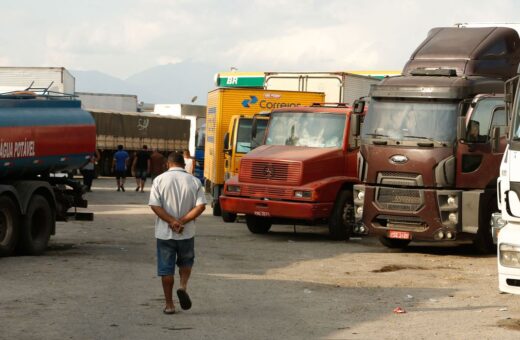 Caminhoneiros e Taxistas: auxílios são liberados