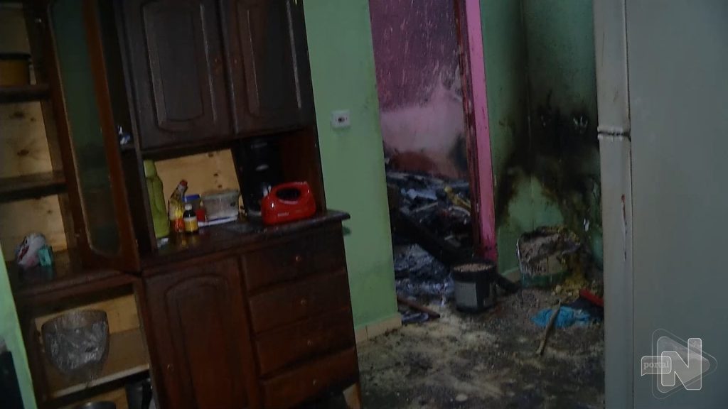 Criança morre em incêndio causado por explosão de botija em Manaus