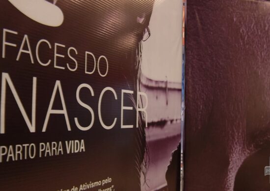 DPE-AM lança exposição sobre violência obstétrica em shopping de Manaus