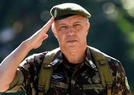 Bolsonaro nomeia novo comandante do Exército indicado por Múcio