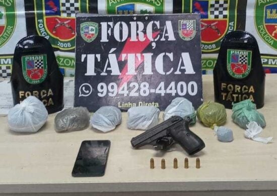 Jovem estava com pistola 380 com cinco munições - Foto: Divulgação/PMAM