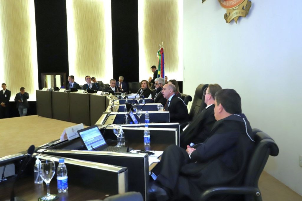Julgamento das contas da Casa Legislativa de Novo Airão ocorreu na última sessão do ano TCE-AM - Foto: Divulgação/TCE-AM